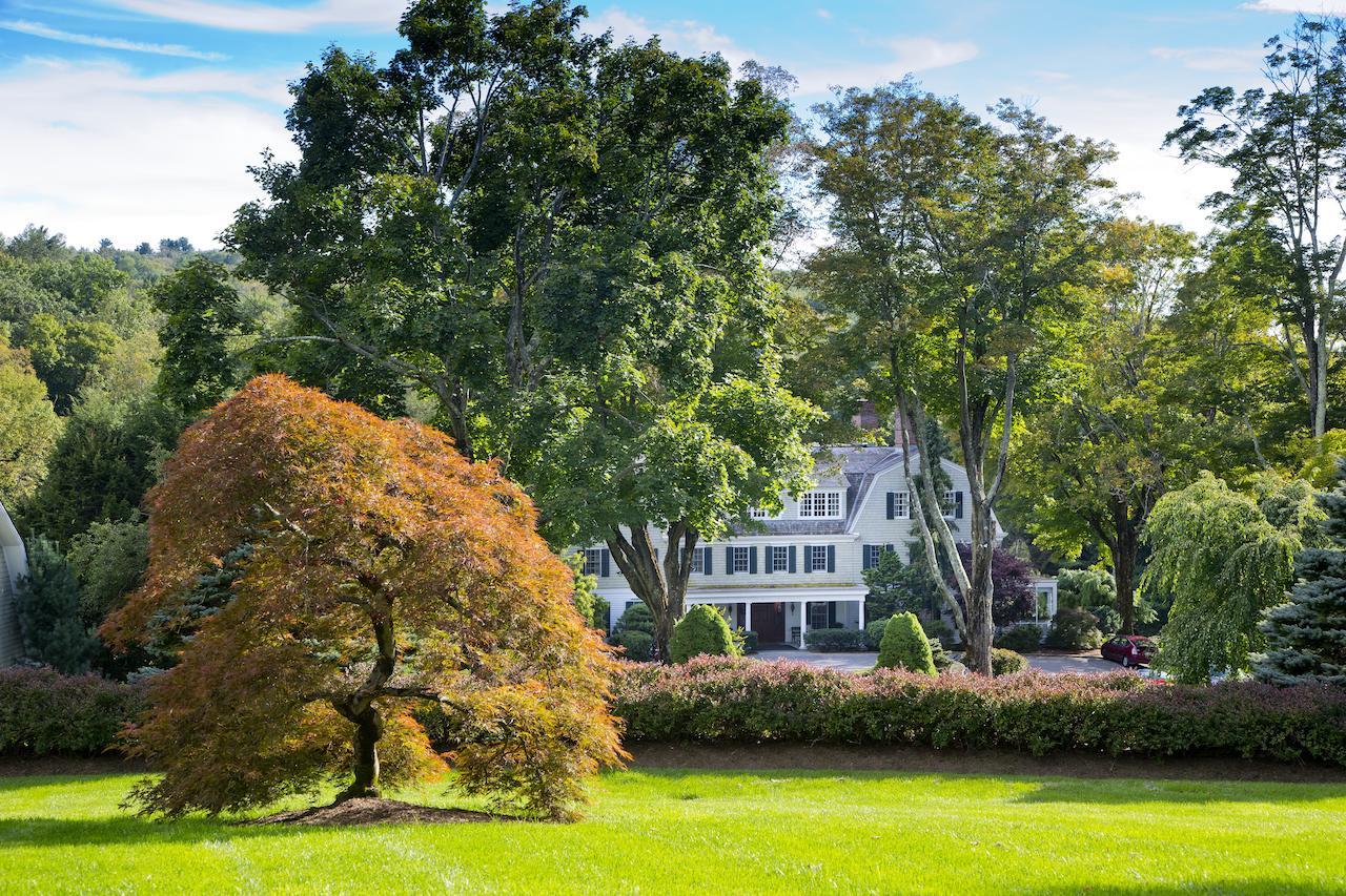 The Mayflower Inn & Spa, Auberge Resorts Collection Washington Екстериор снимка